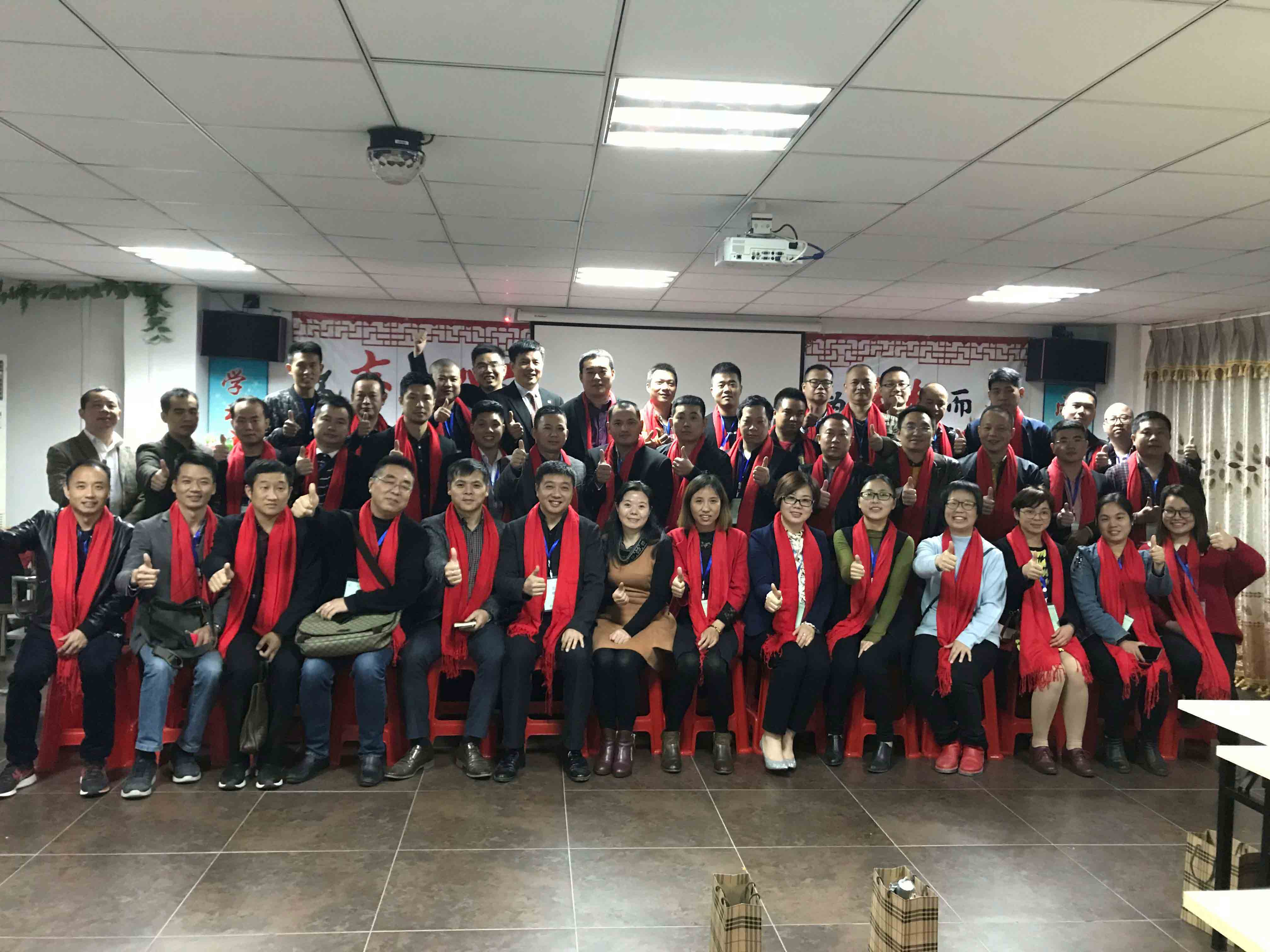 硅膠制品廠供應商