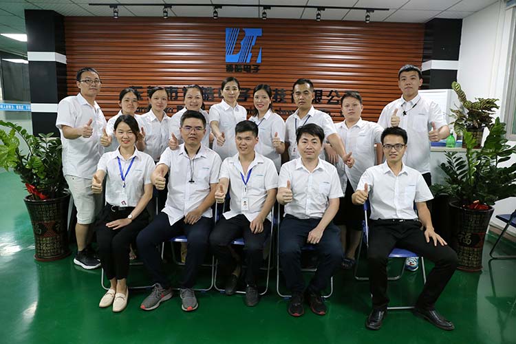 硅膠按鍵生產(chǎn)團(tuán)隊